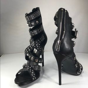 [168] Steve Madden Women's Moto Studded 7.5 M